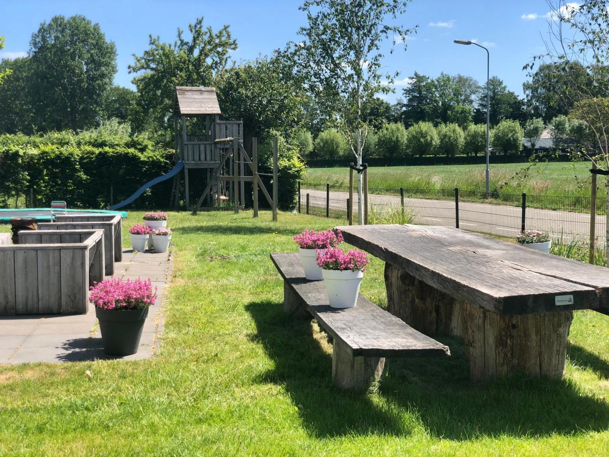 De Slaapfabriek Vakantiehuis En Trainingslocatie Teuge Eksteriør billede