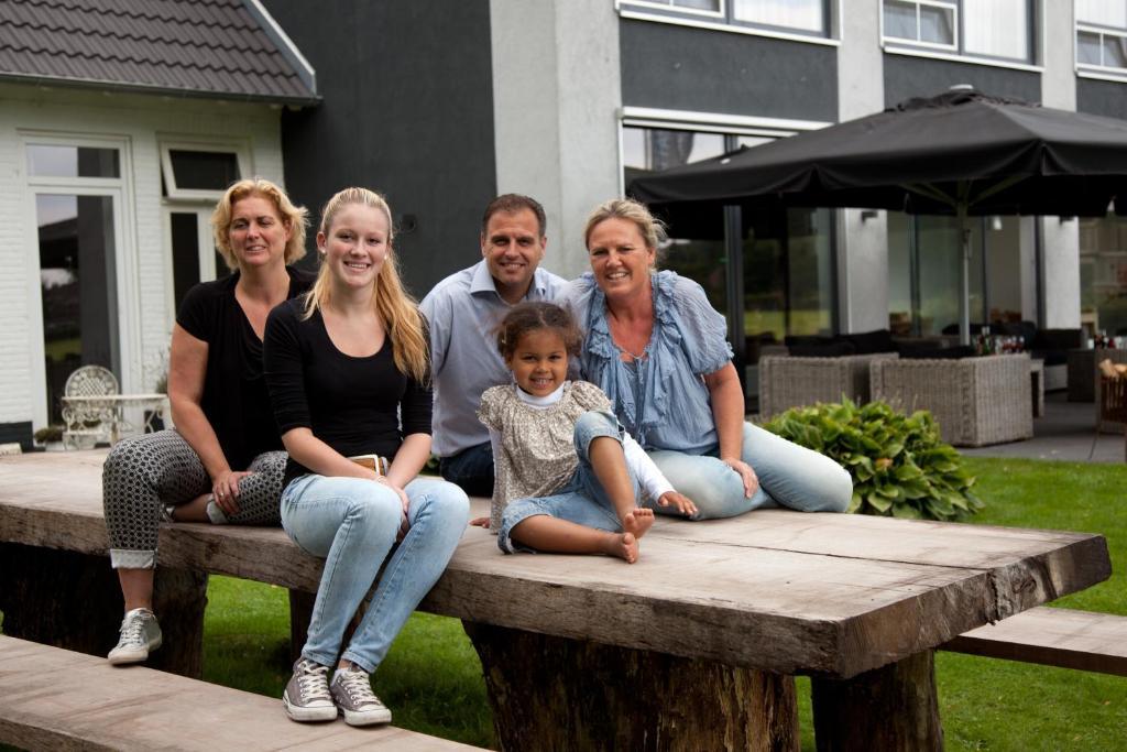 De Slaapfabriek Vakantiehuis En Trainingslocatie Teuge Eksteriør billede